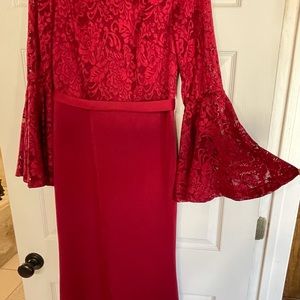 New with tags.  Beautiful wine color formal dress.